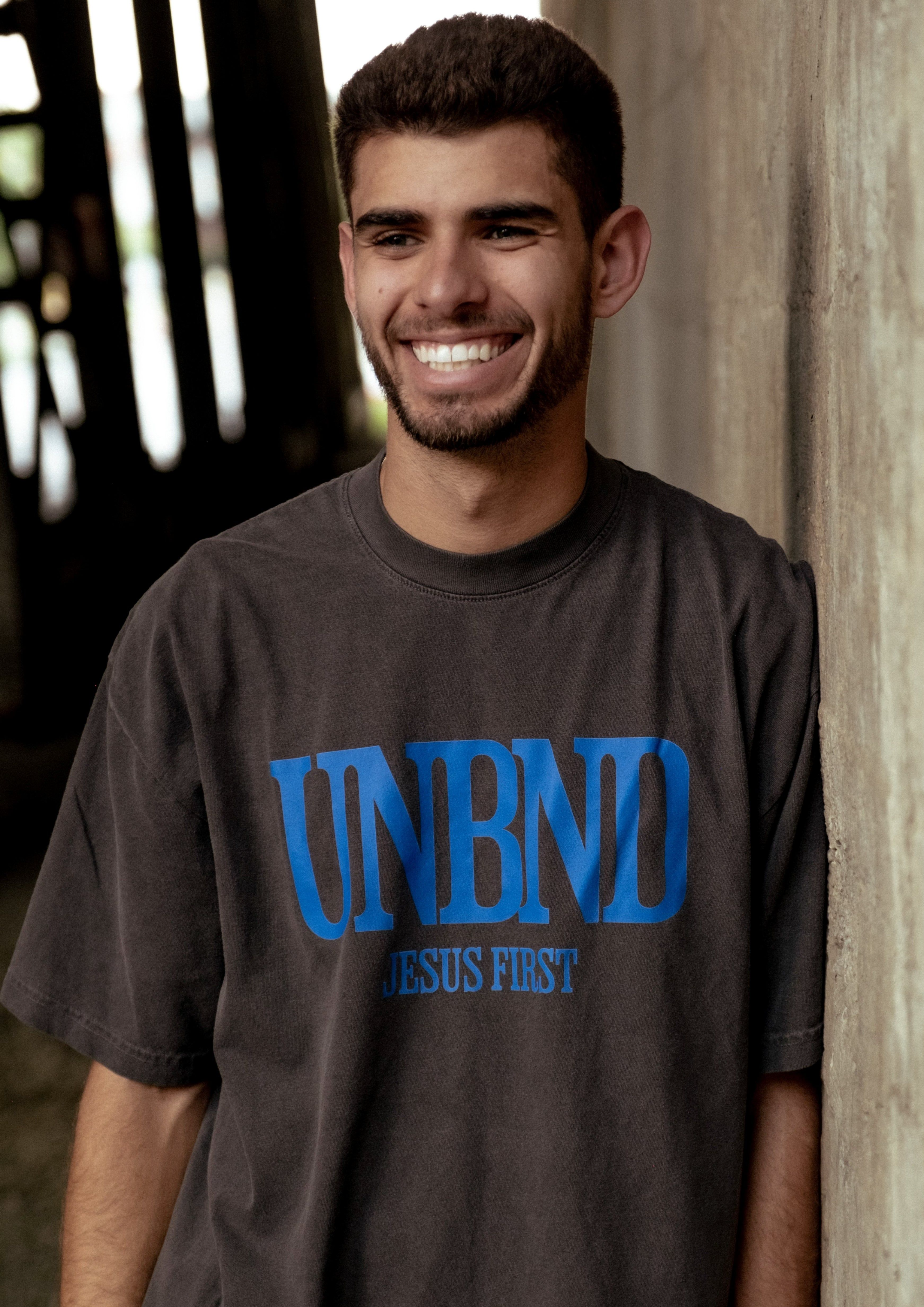 UNBND TEE | VINTAGE BLACK/BLUE